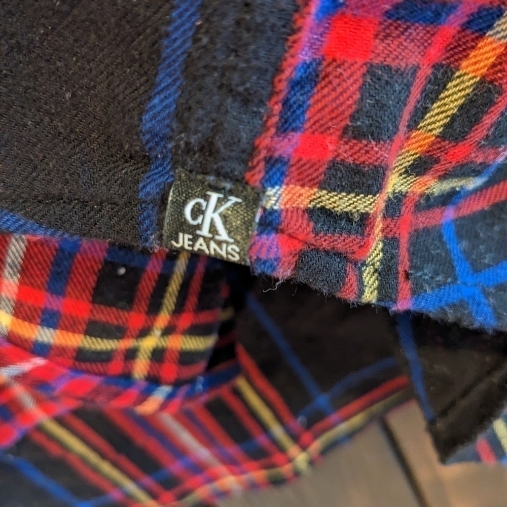 CALVIN Klein 1/4 button front flannel, size M - Picture 2 of 9